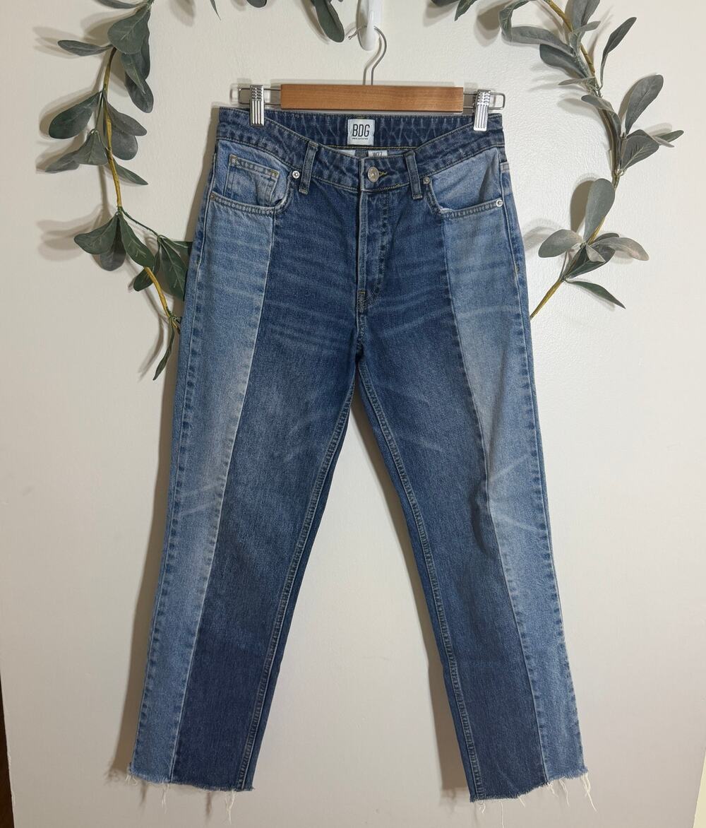 BDG Jessye Straight Leg Button Fly Jeans
